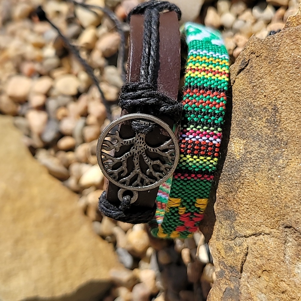 Assorted Bracelet set - Picture 5 of 6